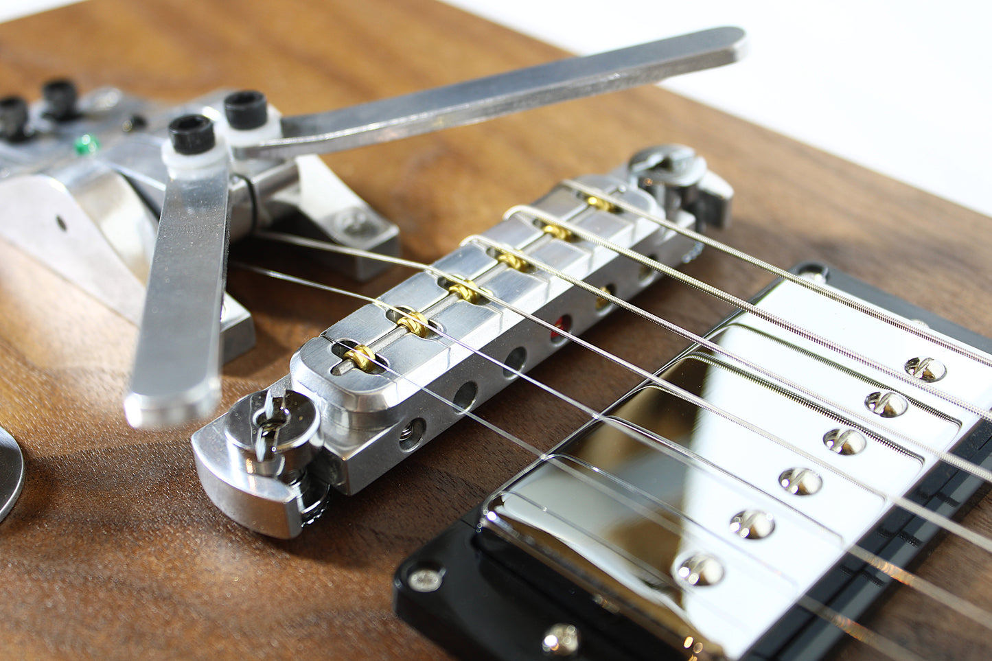 Peters stop tail Roller Bridge w/ locking studs